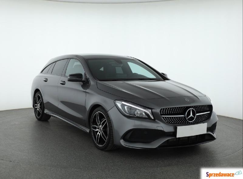 Mercedes - Benz CLA-klasa  Kombi 2018,  1.6 benzyna - Na sprzedaż za 77 999 zł - Piaseczno