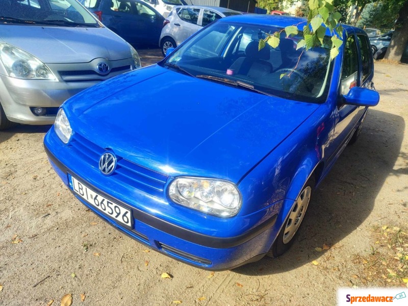 Volkswagen Golf 1998,  1.4 benzyna - Na sprzedaż za 2 999,00 zł - Biała Podlaska