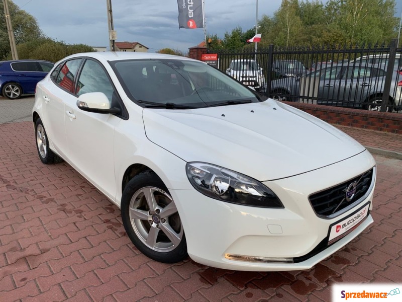 Volvo V40 2014,  1.6 diesel - Na sprzedaż za 42 500 zł - Tarnobrzeg