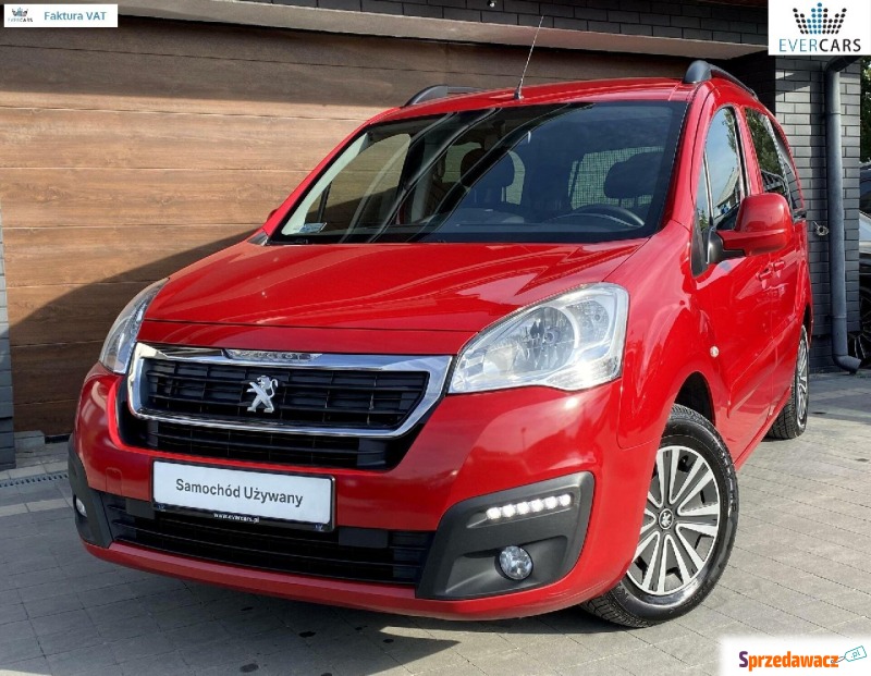 Peugeot Partner  Kombi 2017,  1.6 diesel - Na sprzedaż za 39 999 zł - Piaseczno