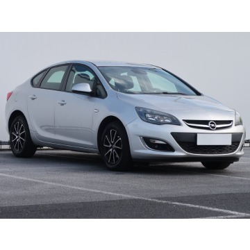 Opel Astra 1.4 T (140KM), 2013