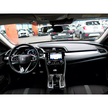 Honda Civic  Sedan/Limuzyna 2019,  1.5 benzyna - Na sprzedaż za 97 900 zł - Mysłowice - zdjęcie 12