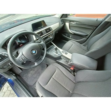 BMW Seria 1  Hatchback 2018,  2.0 diesel, automat - Na sprzedaż za 56 130 zł - Rybnik - zdjęcie 12
