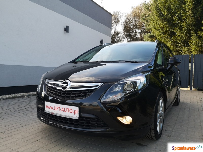 Opel Zafira 2012,  1.4 benzyna - Na sprzedaż za 34 900 zł - Strzegom