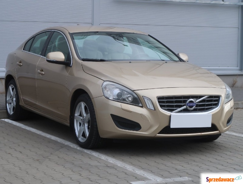 Volvo S60  Liftback 2011,  2.0 diesel - Na sprzedaż za 25 999 zł - Tychy