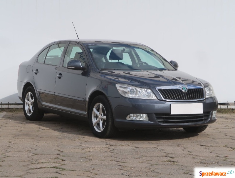 Skoda Octavia  Kombi 2010,  1.4 benzyna - Na sprzedaż za 23 999 zł - Łódź