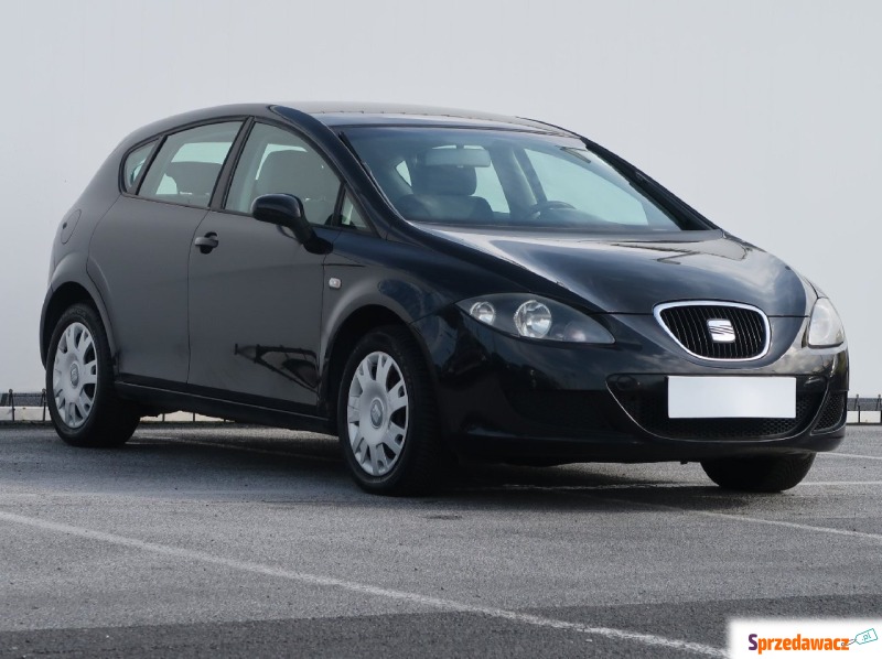 Seat Leon  Hatchback 2008,  1.6 benzyna - Na sprzedaż za 13 999 zł - Lublin