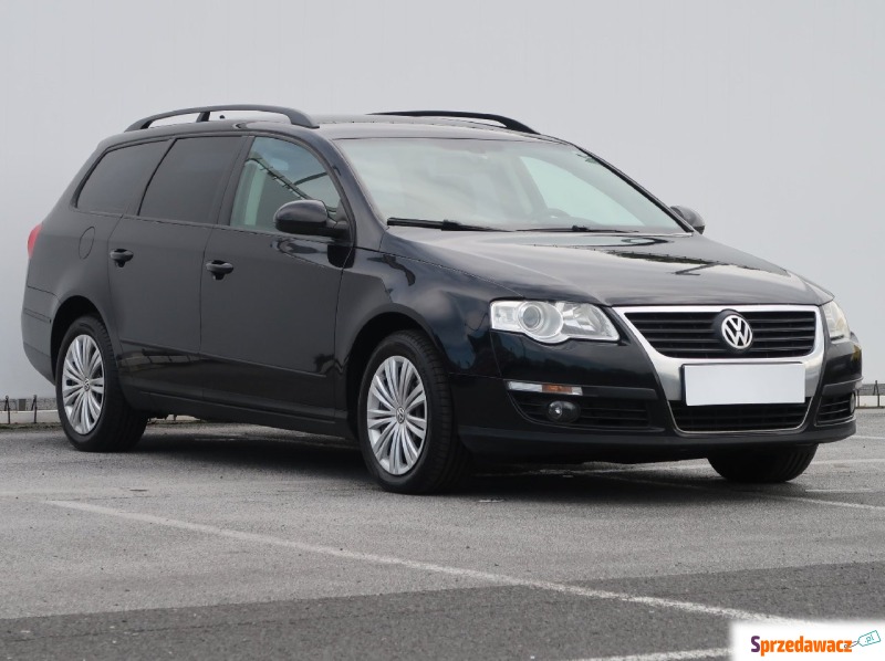 Volkswagen Passat  Kombi 2010,  1.6 diesel - Na sprzedaż za 14 999 zł - Lublin