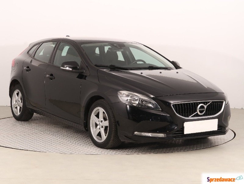 Volvo V40  Hatchback 2017,  2.0 diesel - Na sprzedaż za 47 999 zł - Pabianice