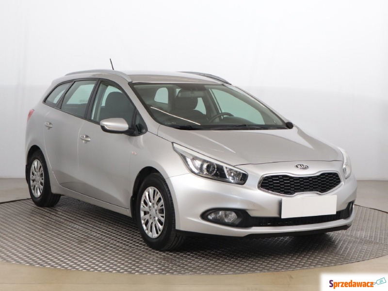 Kia Ceed  Kombi 2012,  1.6 benzyna - Na sprzedaż za 29 999 zł - Zabrze