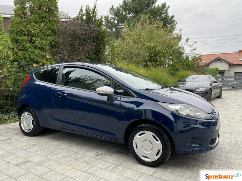 Ford Fiesta  Hatchback 2009,  1.3 benzyna - Na sprzedaż za 14 800 zł - Poznań