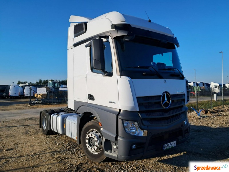 Mercedes Actros - 2022 - Ciągniki siodłowe - Komorniki