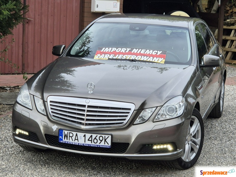 Mercedes E 200 - 2009r, Bogata Opcja, Jeden W... - Samochody osobowe - Radom