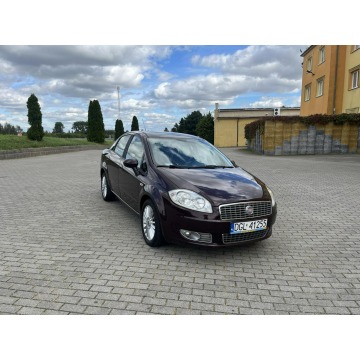 Fiat Linea - 2011 rok - 1.4 benzyna - Sprawna klimatyzacja - 199 tysiące kilometrów