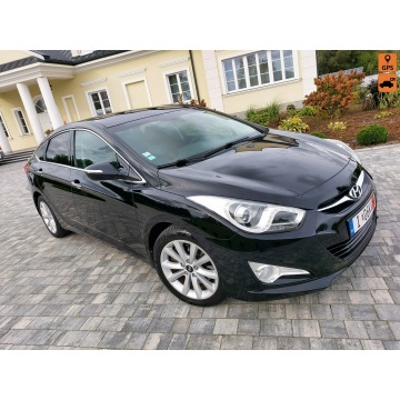 Hyundai i40 - 1.7crd kamera navi 120 tys km