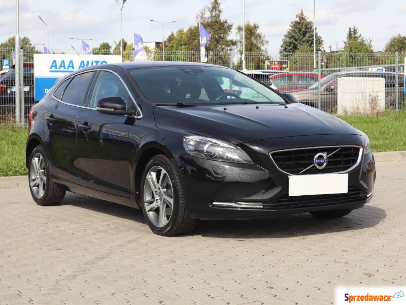 Volvo V40  Hatchback 2015,  2.0 diesel - Na sprzedaż za 42 999 zł - Katowice