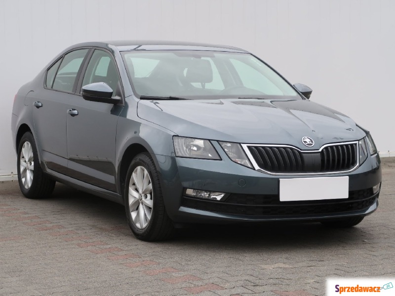 Skoda Octavia  Hatchback 2017,  1.4 benzyna - Na sprzedaż za 53 999 zł - Bielany Wrocławskie