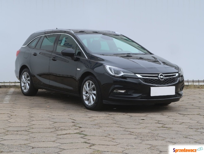 Opel Astra  Kombi 2018,  1.6 diesel - Na sprzedaż za 39 999 zł - Łódź