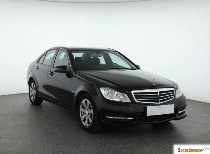 Mercedes - Benz C-klasa  Liftback 2012,  1.8 benzyna - Na sprzedaż za 41 999 zł - Piaseczno