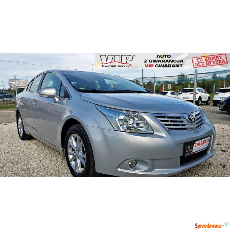 Toyota Avensis  Sedan/Limuzyna 2011,  1.8 benzyna - Na sprzedaż za 44 900 zł - Tarnów