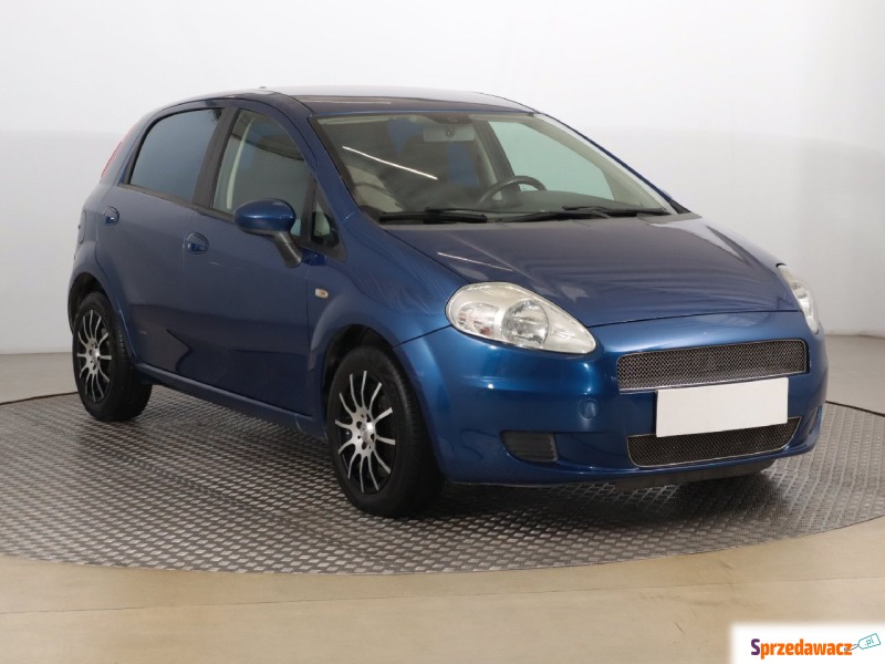 Fiat Grande Punto 1.4 (77KM), 2006 - Samochody osobowe - Zabrze