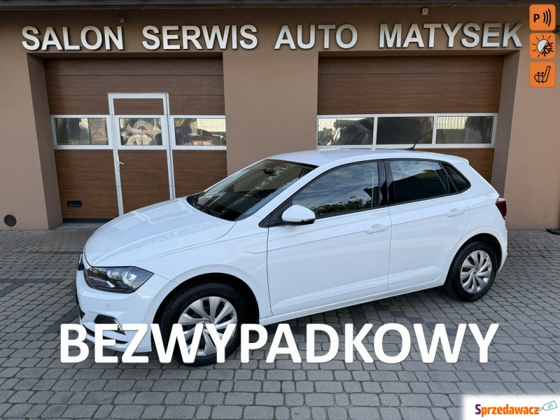 Volkswagen Polo  Hatchback 2018,  1.0 benzyna - Na sprzedaż za 49 900 zł - Orzech