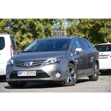 Toyota AVENSIS 2014 prod. 2.0 124KM Salon PL*2-Wł*PREMIUM*Kamera*Tempomat*Xenon