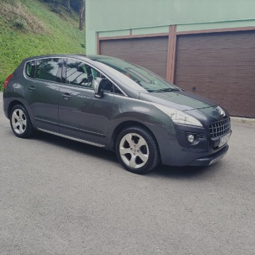 Peugeot  3008  na navigacja panorama HUD