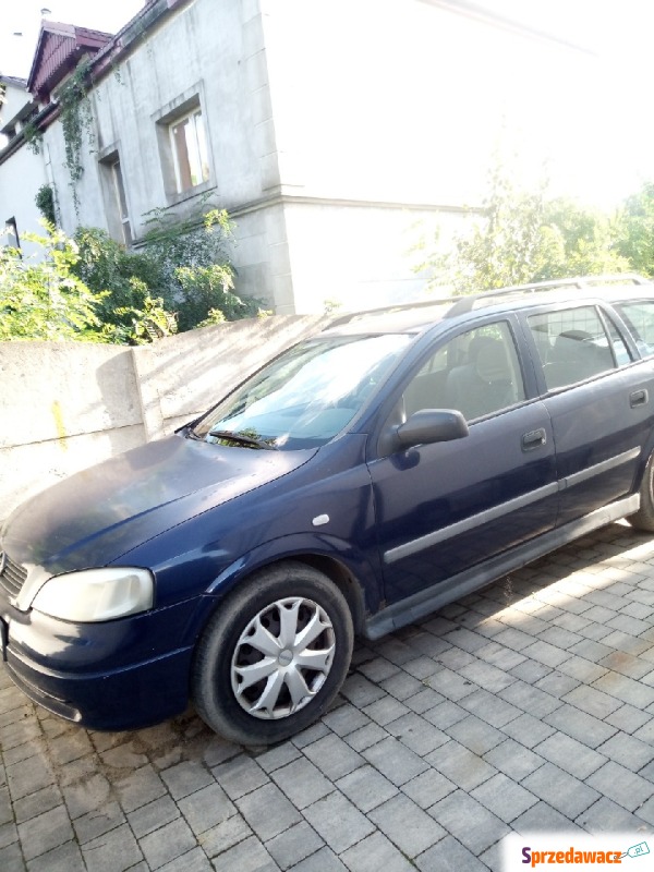 Opel Astra  Kombi 2001,  1.6 benzyna - Na sprzedaż za 3 900,00 zł - Warszawa