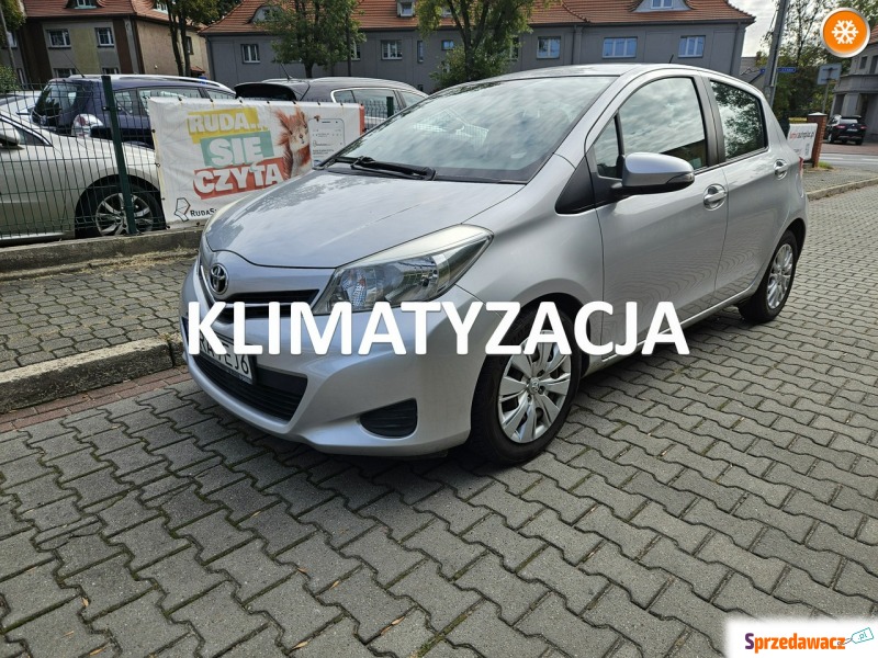 Toyota Yaris  Hatchback 2011,  1.4 benzyna - Na sprzedaż za 27 500 zł - Ruda Śląska