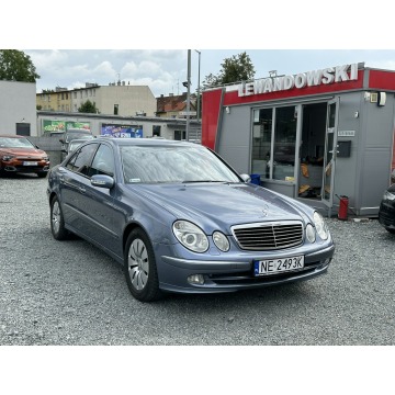 Mercedes E 320 - 3.2 R6 Moc 204KM Automat Avantgarde