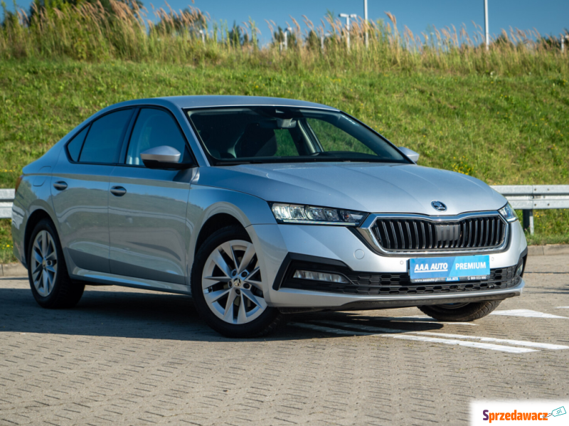 Skoda Octavia  Hatchback 2020,  1.5 benzyna - Na sprzedaż za 79 999 zł - Zabrze