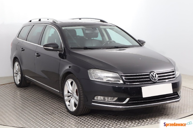 Volkswagen Passat  Kombi 2012,  2.0 diesel - Na sprzedaż za 35 999 zł - Bielany Wrocławskie