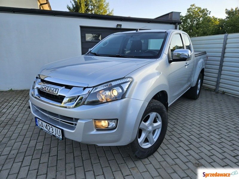 Isuzu D-Max 2012,  2.5 diesel - Na sprzedaż za 52 800 zł - Gdynia