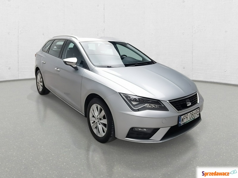 Seat Leon 2017,  1.6 diesel - Na sprzedaż za 23 370 zł - Komorniki