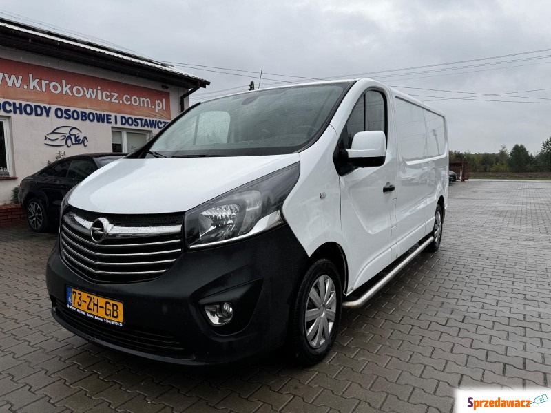 Opel Vivaro 2017,  1.6 - Na sprzedaż za 29 500 zł - Malutkie