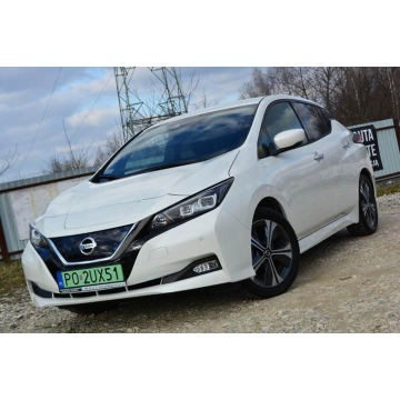 Nissan Leaf 2021 - 40kWh cm3 Benzyna (150 KM) - hatchback