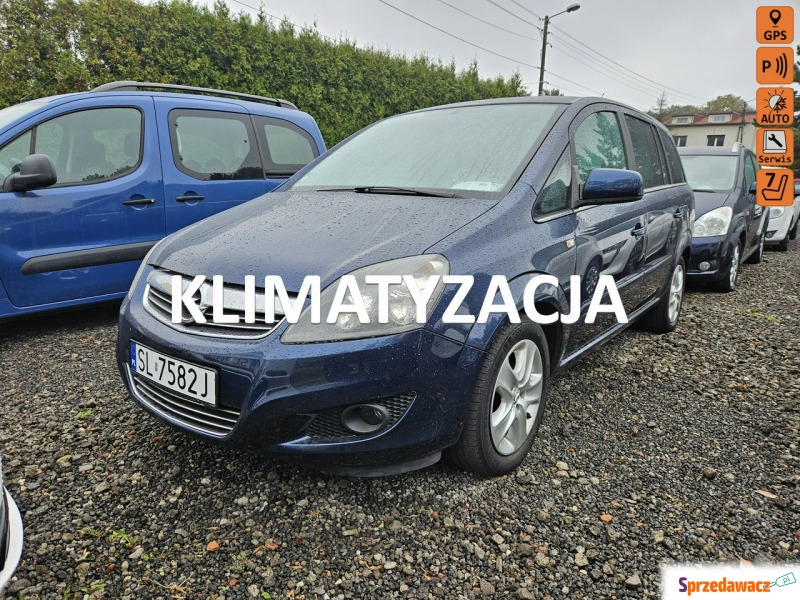 Opel Zafira  Minivan/Van 2011,  1.8 benzyna - Na sprzedaż za 21 900 zł - Ruda Śląska