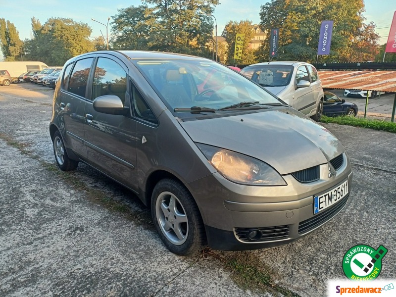 Mitsubishi Colt  Minivan/Van 2009,  1.4 benzyna - Na sprzedaż za 12 900 zł - Tomaszów Mazowiecki