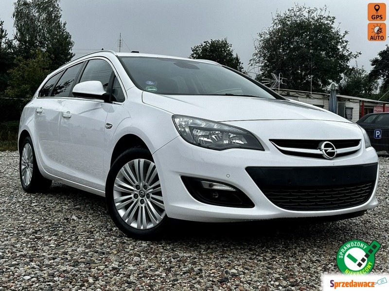 Opel Astra 2015,  1.4 benzyna - Na sprzedaż za 25 900 zł - Kutno