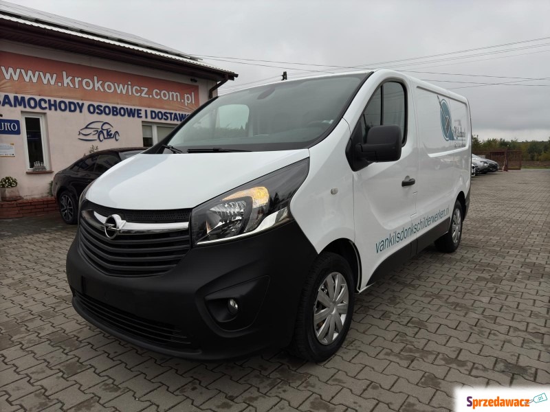 Opel Vivaro 2015,  1.6 - Na sprzedaż za 27 200 zł - Malutkie