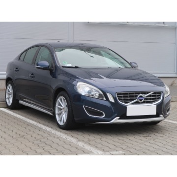 Volvo S60 T3 (150KM), 2012