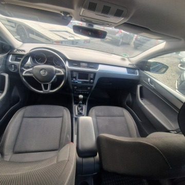 Skoda Rapid 2016,  1.4 diesel, automat - Na sprzedaż za 15 990 zł - Tomaszów Lubelski - zdjęcie 4