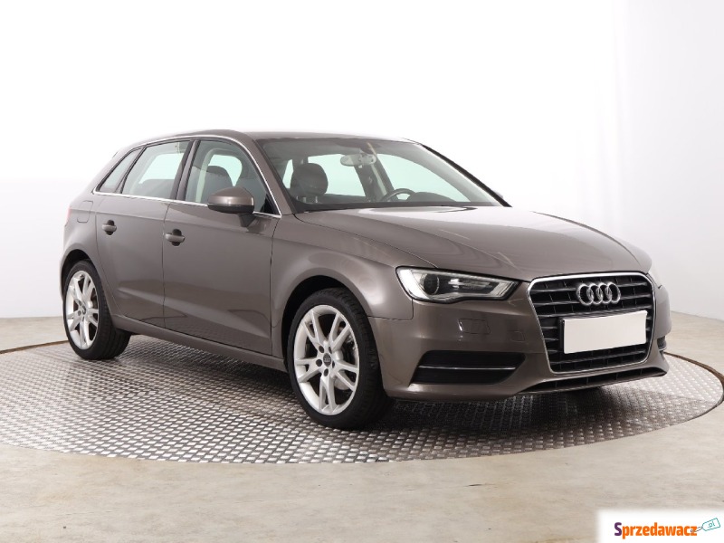 Audi A3  Hatchback 2013,  1.4 benzyna - Na sprzedaż za 46 999 zł - Katowice