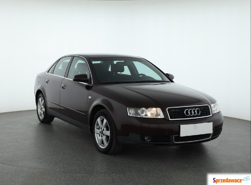 Audi A4  Liftback 2002,  2.0 benzyna - Na sprzedaż za 12 499 zł - Piaseczno