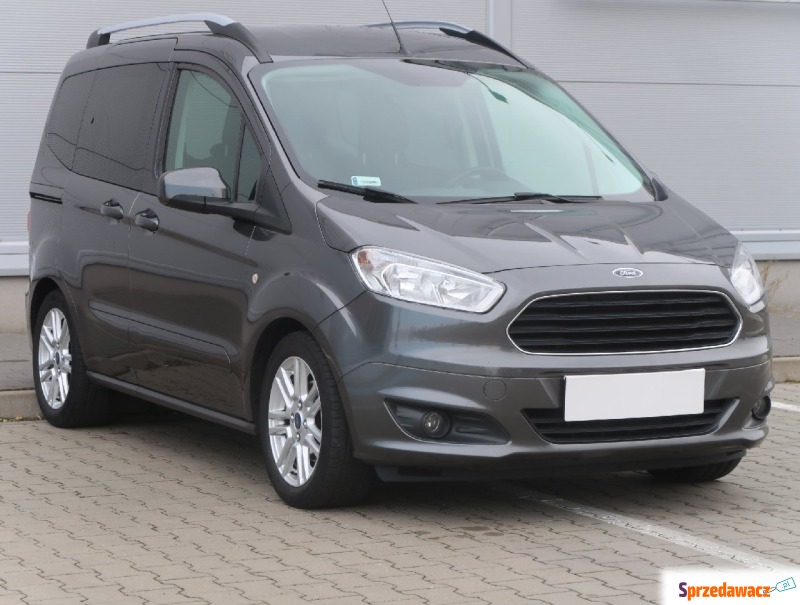 Ford Tourneo Courier  Pick-up 2017,  1.0 benzyna - Na sprzedaż za 41 999 zł - Konin