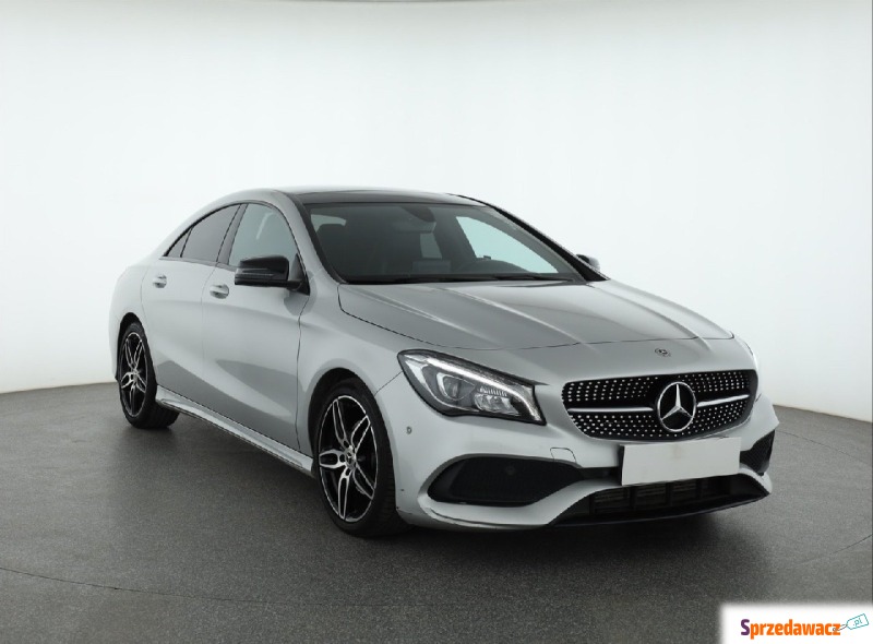 Mercedes - Benz CLA-klasa  Liftback 2018,  1.6 benzyna - Na sprzedaż za 85 999 zł - Piaseczno