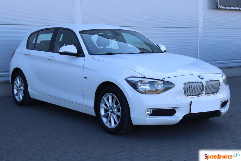 BMW Seria 1  Hatchback 2012,  1.6 benzyna - Na sprzedaż za 32 999 zł - Kraków