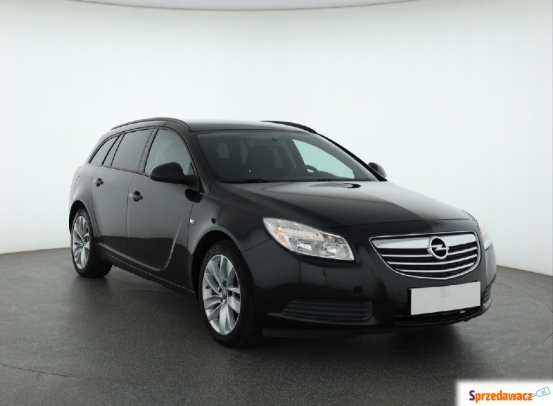 Opel Insignia  Kombi 2011,  1.6 benzyna+LPG - Na sprzedaż za 28 999 zł - Piaseczno