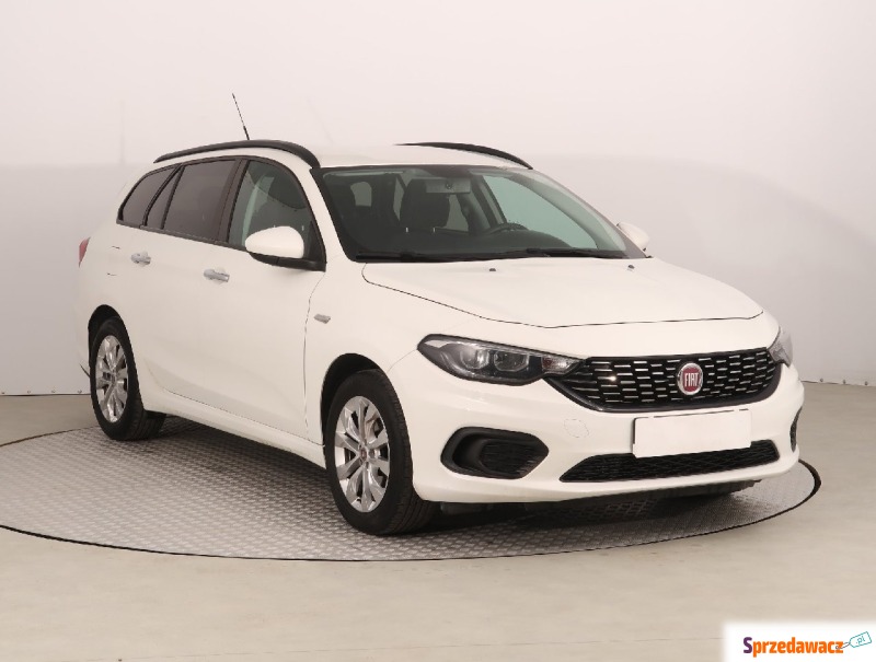 Fiat Tipo  Kombi 2018,  1.6 benzyna+LPG - Na sprzedaż za 51 999 zł - Wałbrzych